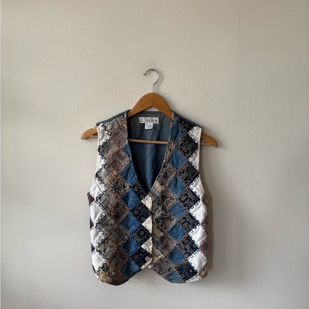 Chrysanthemum Patchwork & Denim Vest - Picture 2 of 6